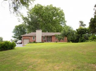 12278 Lusher Rd, Saint Louis, MO 63138