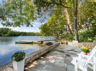 76 Sundance Trl, South Kingstown, RI 02879