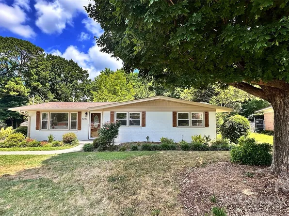 1207 Carolyn Dr, Albemarle, NC 28001