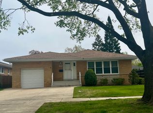 709 N Russel St, Mount Prospect, IL 60056