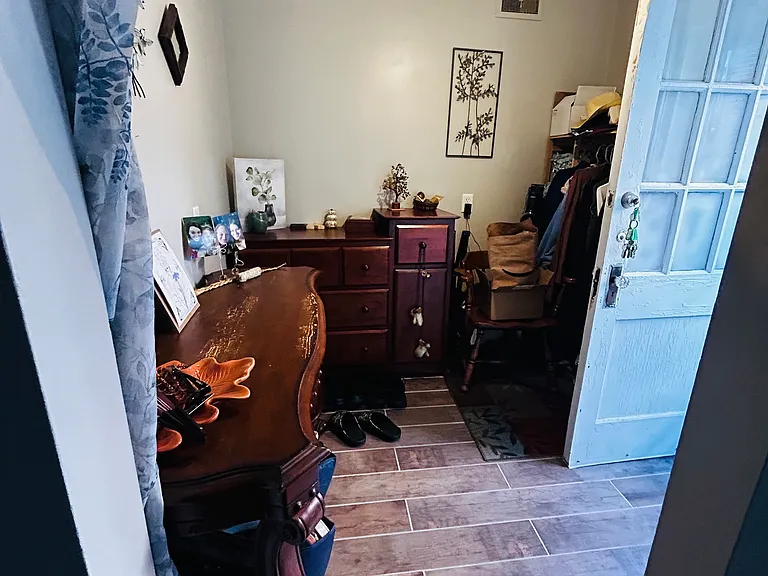3851 Dewey Ave #B — Photo 3