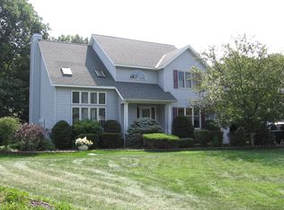 289 Aumtumn Run, Rotterdam, NY 12306