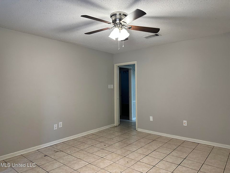 5847 Old Canton Rd Jackson MS Zillow