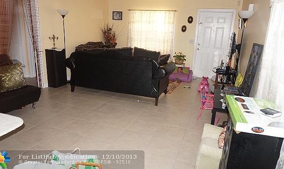 3rd image of 3819 NW 78th Ter