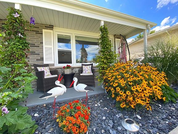 5th image of 10564 S Aspen Dr