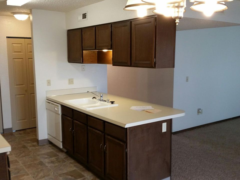 Kitchen Cedars Apartments