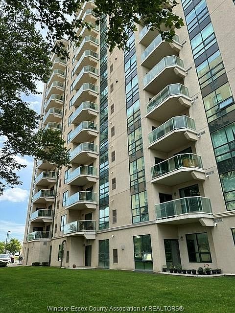 1st image of 4789 Riverside Dr E #205