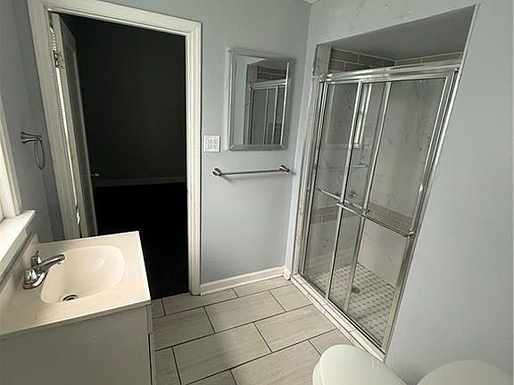 4th image of 5220 Saint John Ave