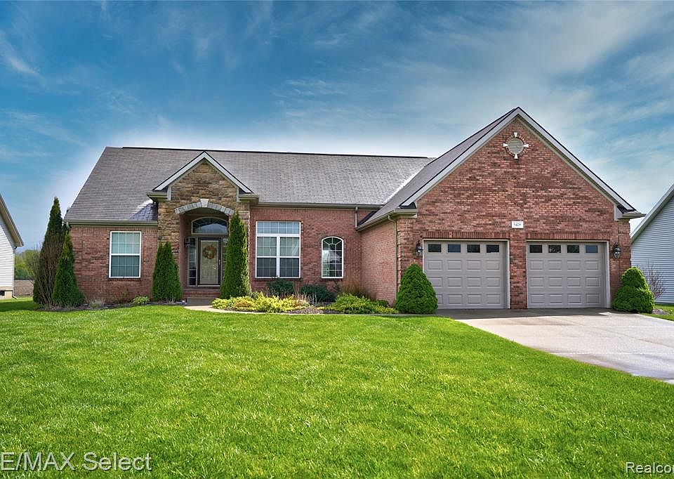 1st image of 5428 Aspen Cir