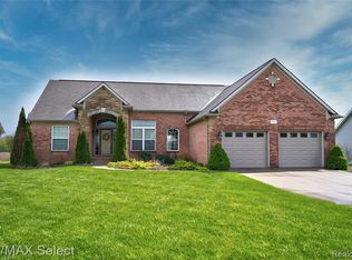 5428 Aspen Cir, Grand Blanc, MI
