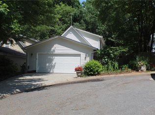2987 Black Bear Dr SE, Marietta, GA 30067