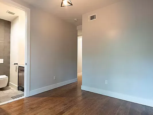 Rented by Urban Pads | media 16