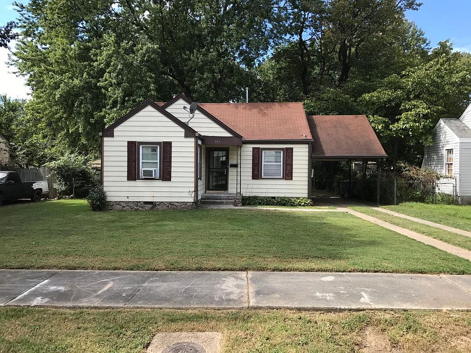 1st image of 983 Dillworth St