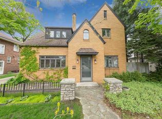 1421 E Lasalle Ave, South Bend, IN 46617