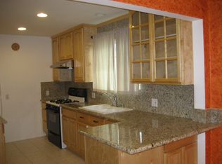 916 S Danehurst Ave, Glendora, CA 91740