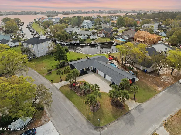 227 Peninsula Drive, Carolina Beach, NC 28428