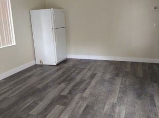 648 S Pine St, Lake Worth, FL 33460