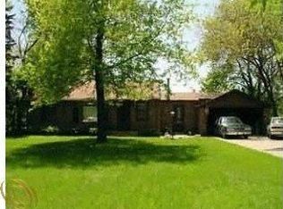 29217 List St, Farmington Hills, MI 48336