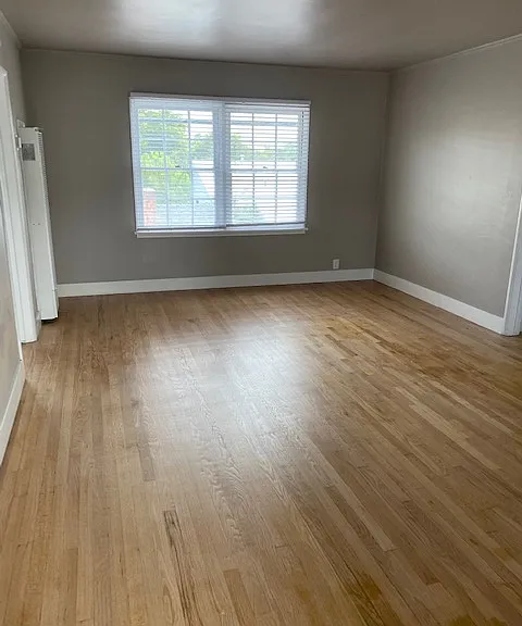 719 E Carson St #9 — Photo 10