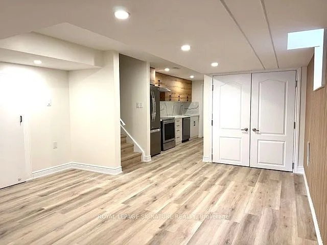 362 Landsborough Ave #BASEMENT