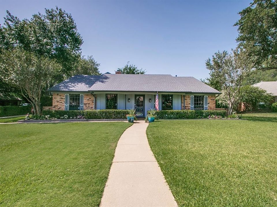 1st image of 235 Highland Knls