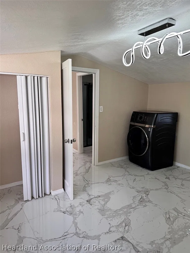 1 bed, 1.0 bath, 650 sqft, $1,100 — Photo 2