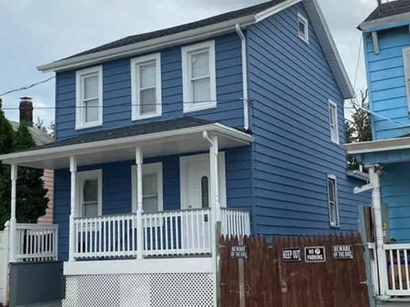 374 Hale St, New Brunswick, NJ 08901
