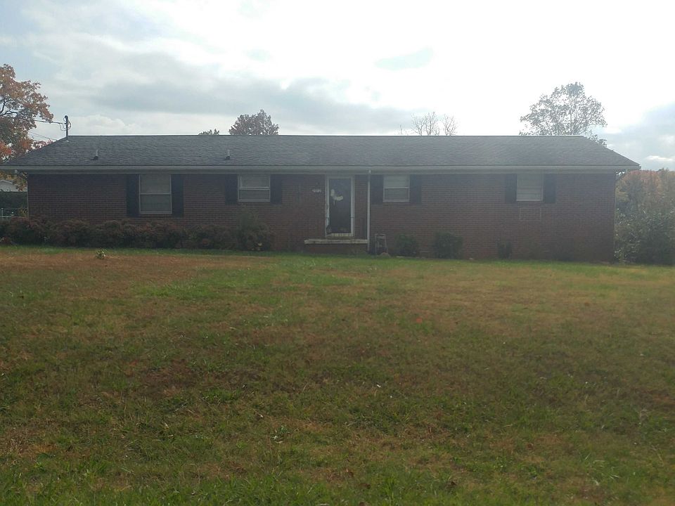 1st image of 2912 W Woodbine Dr