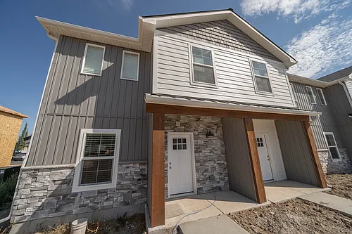 359 N 3 W Photo 1