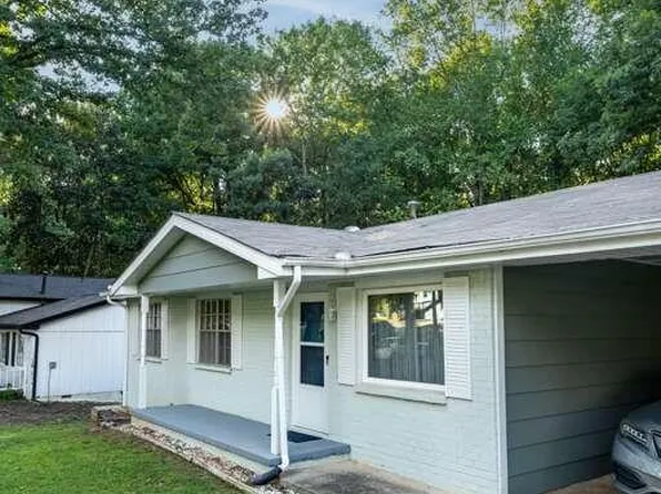 6617 Cambridge Dr, Rex, GA 30273