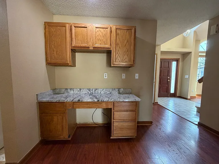 3883 S Gibraltar St — Photo 8