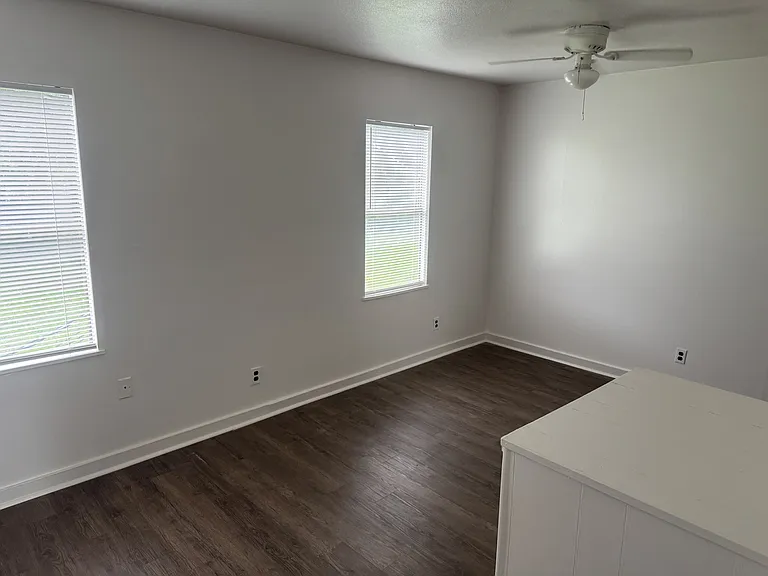 1313 McNutt Rd #41 — Photo 4