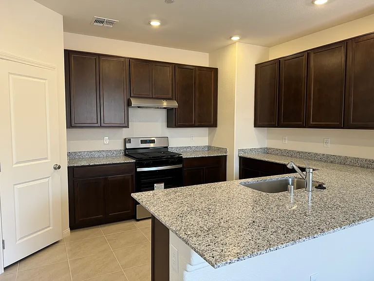 3655 Valpacos Ln — Photo 7