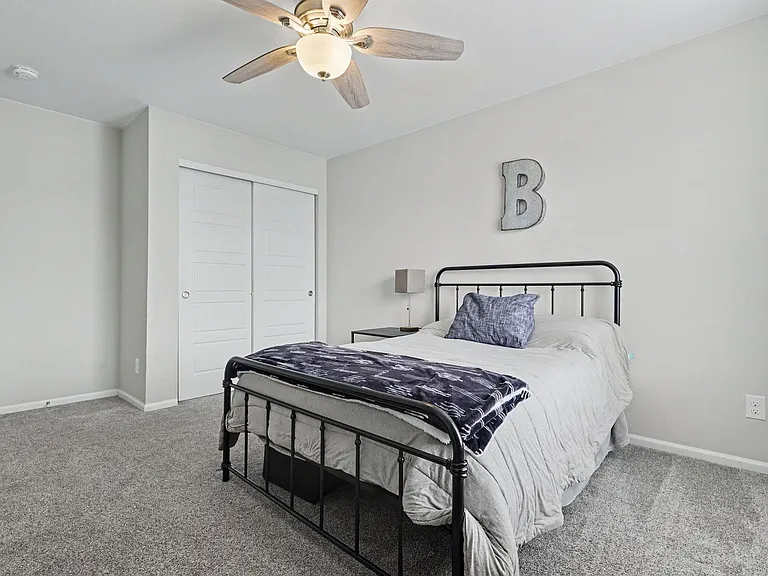 7856 Luminary Ln — Photo 35