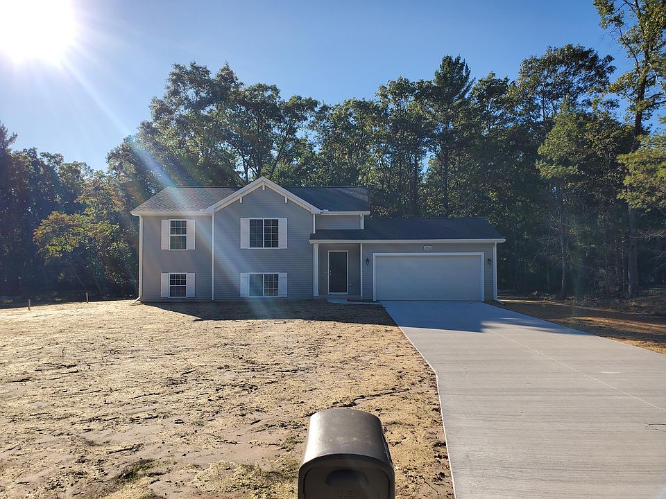 1st image of 3003 Angelwood Dr