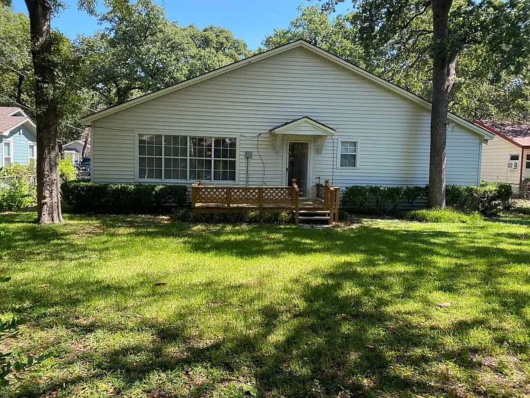 Backyard #1 (deck 14'x8')