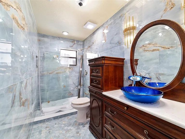 5330 Kings Ct — Photo 32