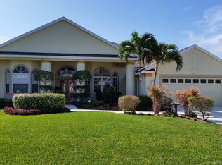 305 Island Dr, Melbourne Beach, FL 32951