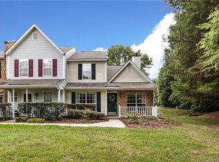8293 Golf Ridge Dr, Charlotte, NC 28277