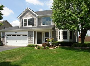 3136 Bennett Pl, Aurora, IL 60502