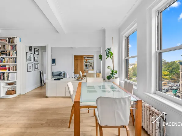 310 West 72nd Street image 6 of 11