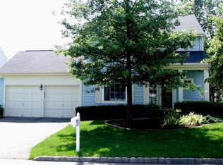 5 Wood Duck Cv, Oak Ridge, NJ 07438