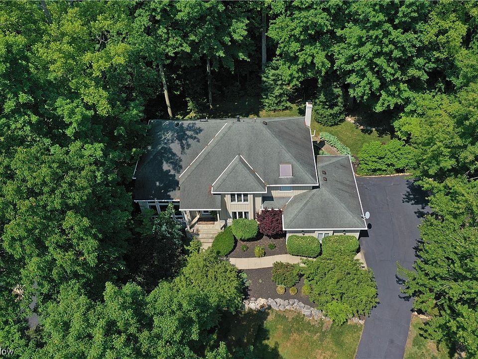 17410 Hawksview Ln, Chagrin Falls, OH 44023 Zillow