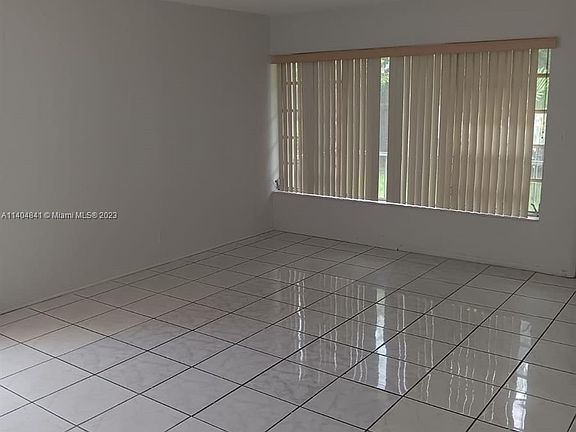 2nd image of 16800 NE 15th Ave APT 104