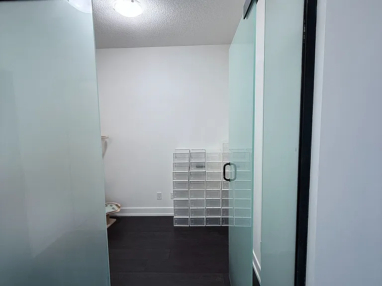 268 Buchanan Dr #212W — Photo 5