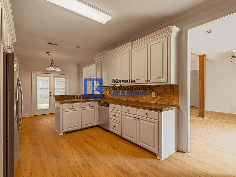 153 Hartfield Dr — Photo 17