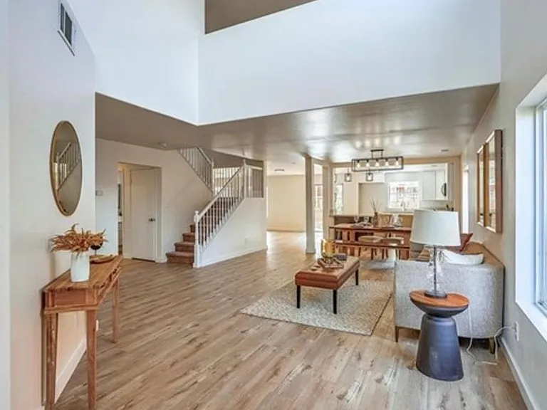 4425 Oak Tree Way — Photo 10