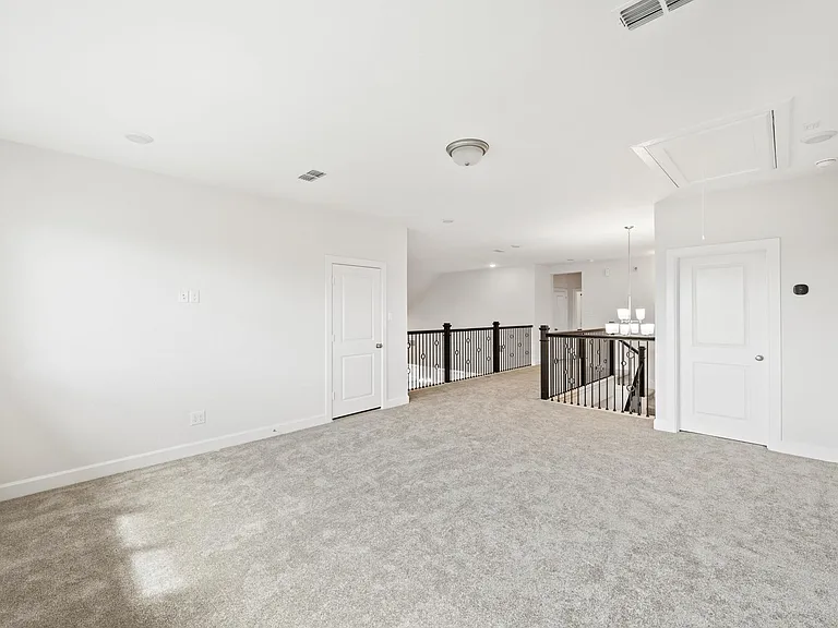 5702 Diamond Dust Dr — Photo 30