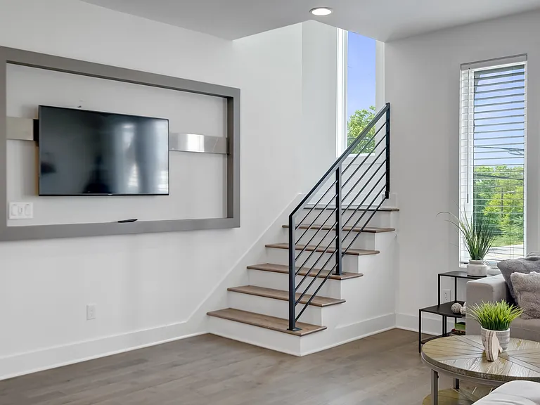 534 Weakley Ave — Photo 19