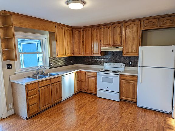 4th image of 903 London Company Way #903